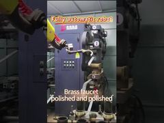Robot fijnpoetsend koperen kraan