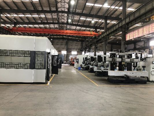 kopen De nieuwste Roterende Machine 20m/min van 380V CNC voor het Oppoetsen van Tapkraanlichaam online vervaardiging