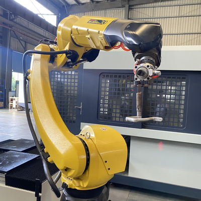 Volledig digitaal besturen Automatische slijpmachine Robot Operatie Voor kraan