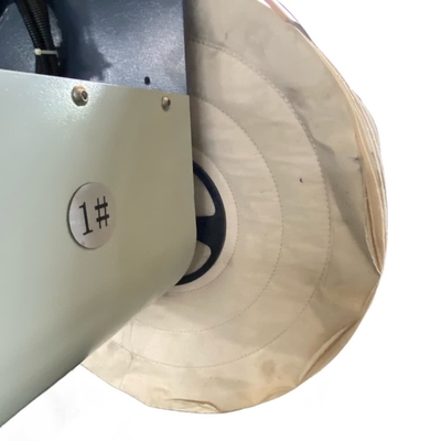 CNC-poetsmachine met een hoge productiecapaciteit voor het polijsten van metalen oppervlakken