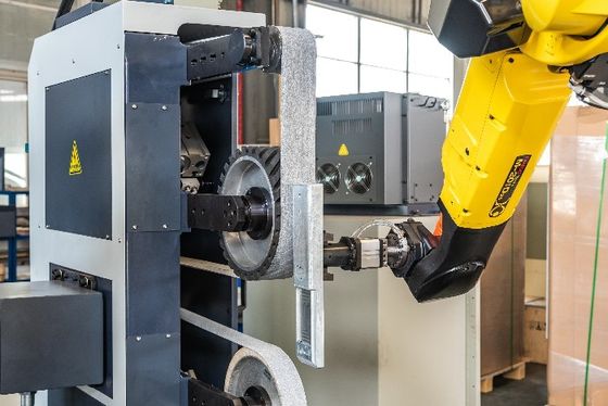 Sanitaire Waren Slimme CNC Robotachtige Oppoetsende Machine voor Tapkraan